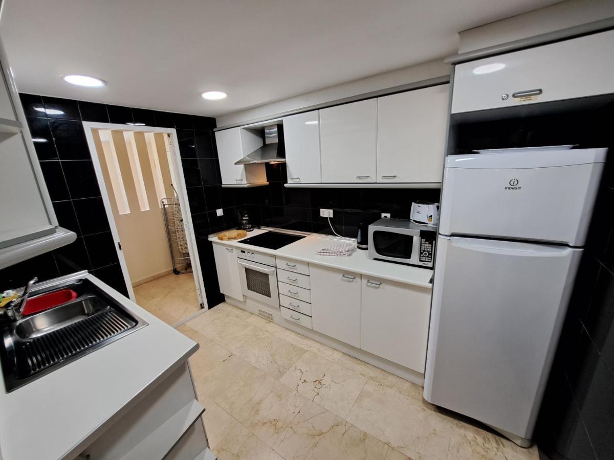 Three Bedroom Apartment In Albir - Playamar II 알비르 외부 사진